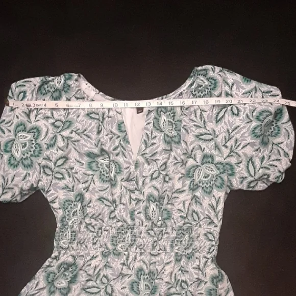 Ann Taylor Floral Green & White Dress - Picture 7 of 9